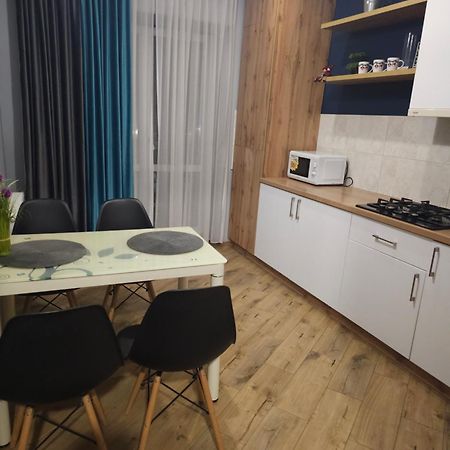 Жк Яровиця Lutsk Luaran gambar